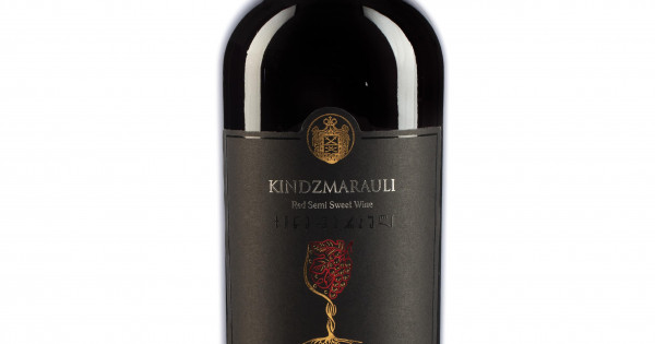 Georgian red semi-sweet wine Georgian Royal Wine Kindzmarauli buy with ...