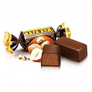 Oekraïense snoepjes Roshen "Kara Kum" met amandelen, 250 gг.