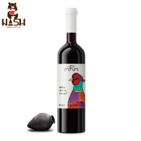 Georgian red dry qvevri wine Ocho Saperavi Budeshuri