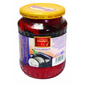 Баклажаны жареные с черносливом в томатном соусе 680г