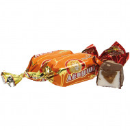 Snoep "Levuschka" met karamelsmaak in cacaoglazuur. 250g